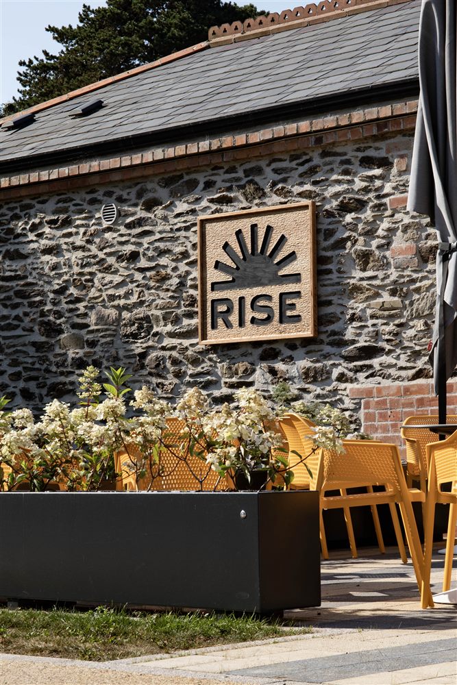 Rise Café
